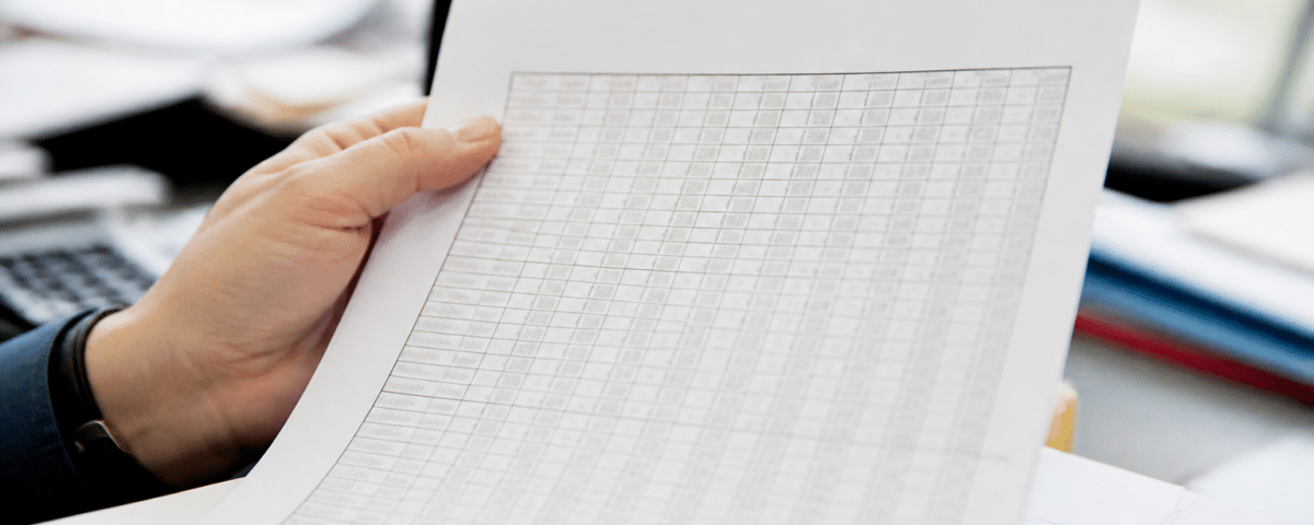 Document administratif affichant baremes salariaux avec tableau chiffres.
